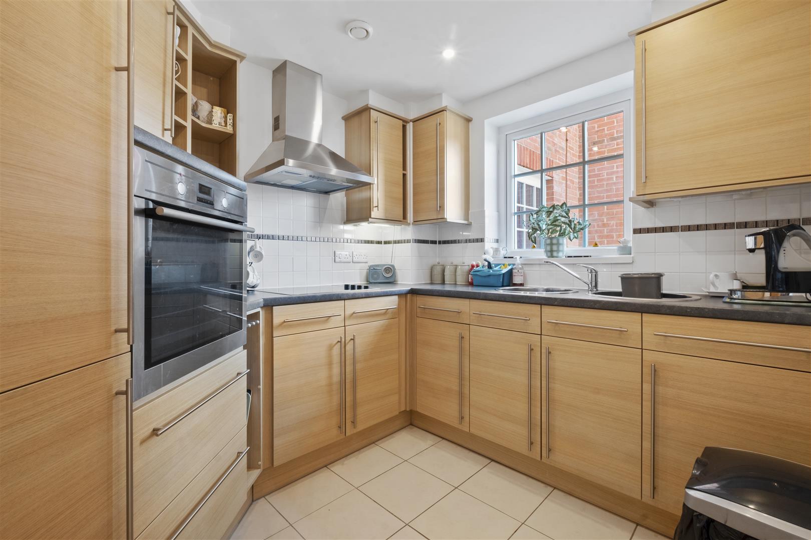 1 Bedroom Retirement Apartment For Sale in Littlehampton, West Sussex